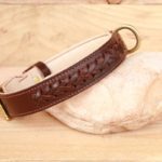 collier chien cuir tressé marron chocolat